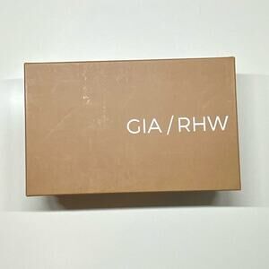 GIA/RHW | Shoe Box | Brown/Tan | 11.6 W x 7.3 H x 4.3 D Inch